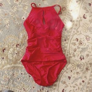 Stunning! Red/Orange Ellen Tracy Keyhole Halter Bathing Suit One Piece Size 6